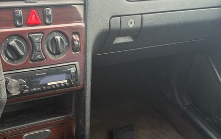 Mercedes-Benz C-Класс, 1997 год, 290 000 рублей, 10 фотография