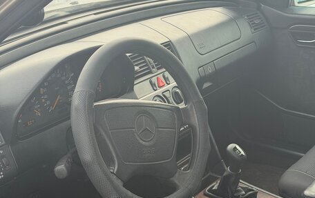 Mercedes-Benz C-Класс, 1997 год, 290 000 рублей, 8 фотография