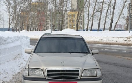 Mercedes-Benz C-Класс, 1997 год, 290 000 рублей, 2 фотография