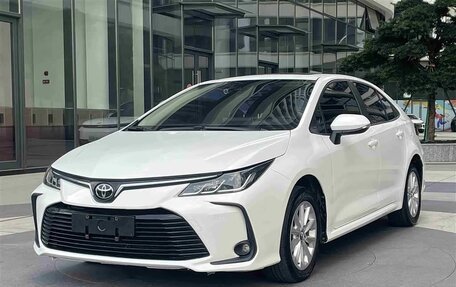 Toyota Corolla, 2022 год, 1 330 000 рублей, 1 фотография
