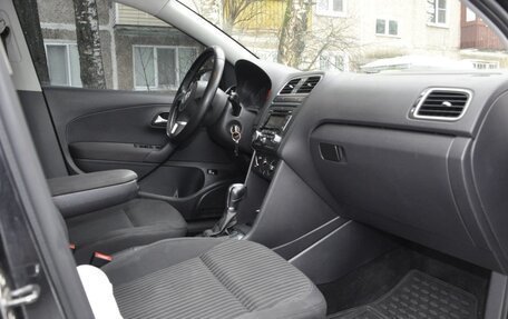 Volkswagen Polo VI (EU Market), 2012 год, 700 000 рублей, 6 фотография