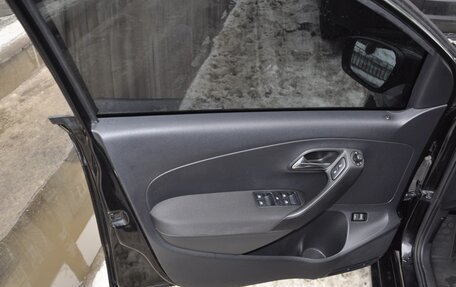 Volkswagen Polo VI (EU Market), 2012 год, 700 000 рублей, 3 фотография