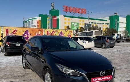 Mazda Axela, 2016 год, 1 000 000 рублей, 2 фотография