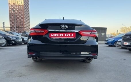 Toyota Camry, 2023 год, 3 649 000 рублей, 5 фотография