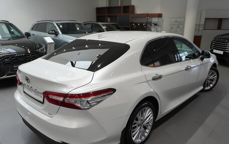 Toyota Camry, 2019 год, 2 970 000 рублей, 6 фотография