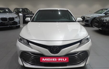 Toyota Camry, 2019 год, 2 970 000 рублей, 2 фотография