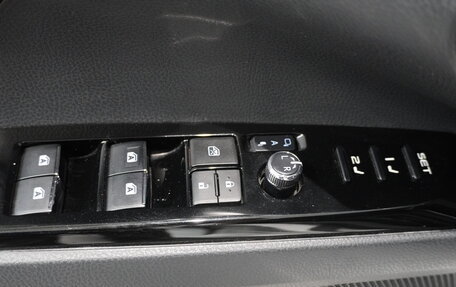 Toyota Camry, 2019 год, 2 970 000 рублей, 18 фотография