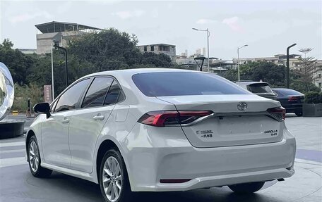 Toyota Corolla, 2022 год, 1 330 000 рублей, 4 фотография