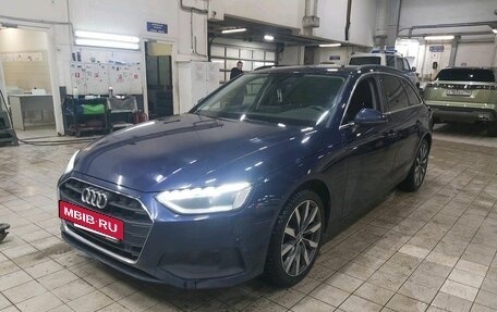 Audi A4, 2019 год, 2 670 000 рублей, 2 фотография