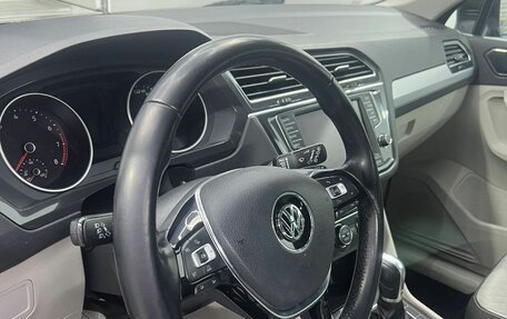 Volkswagen Tiguan II, 2017 год, 3 200 000 рублей, 11 фотография