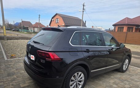 Volkswagen Tiguan II, 2017 год, 3 200 000 рублей, 4 фотография