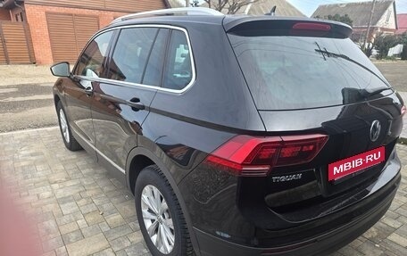 Volkswagen Tiguan II, 2017 год, 3 200 000 рублей, 7 фотография