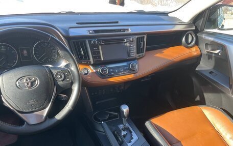 Toyota RAV4, 2016 год, 2 650 000 рублей, 7 фотография