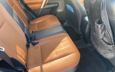 Toyota RAV4, 2016 год, 2 650 000 рублей, 14 фотография