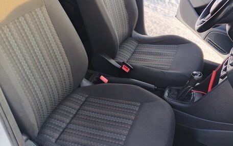 Volkswagen Polo VI (EU Market), 2019 год, 900 000 рублей, 16 фотография