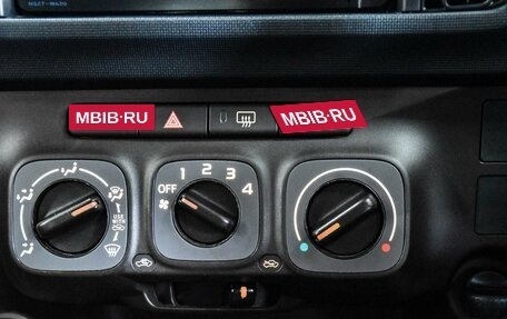 Toyota Passo III, 2013 год, 849 000 рублей, 15 фотография