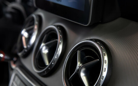 Mercedes-Benz GLA, 2016 год, 1 888 000 рублей, 13 фотография