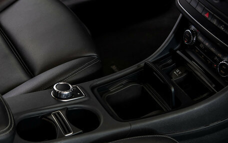 Mercedes-Benz GLA, 2016 год, 1 888 000 рублей, 14 фотография