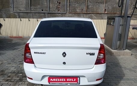 Renault Logan I, 2013 год, 450 000 рублей, 3 фотография