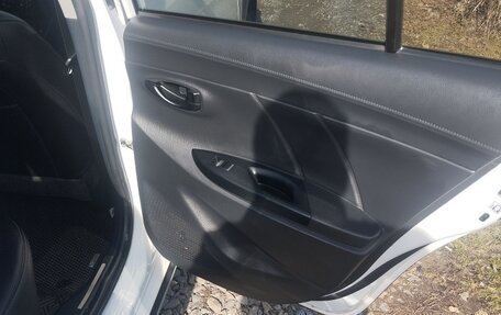 Toyota Yaris XP150 рестайлинг, 2021 год, 1 849 000 рублей, 15 фотография