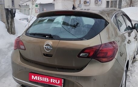 Opel Astra J, 2014 год, 950 000 рублей, 9 фотография