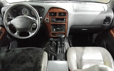 Nissan Pathfinder, 1998 год, 648 000 рублей, 10 фотография
