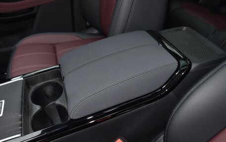 Land Rover Range Rover Evoque II, 2026 год, 6 100 000 рублей, 25 фотография