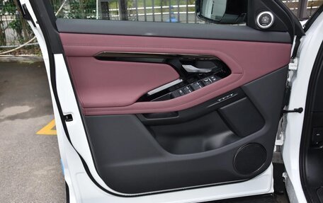 Land Rover Range Rover Evoque II, 2026 год, 6 100 000 рублей, 22 фотография