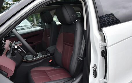 Land Rover Range Rover Evoque II, 2026 год, 6 100 000 рублей, 17 фотография