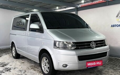 Volkswagen Caravelle T5, 2011 год, 1 889 000 рублей, 7 фотография