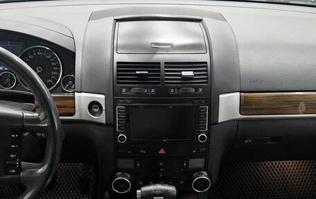 Volkswagen Touareg III, 2008 год, 1 150 000 рублей, 18 фотография