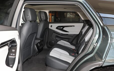 Land Rover Range Rover Evoque II, 2026 год, 6 100 000 рублей, 13 фотография