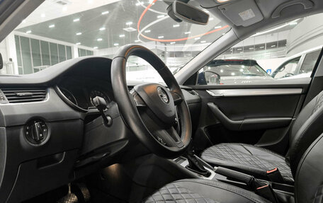 Volkswagen Jetta VI, 2012 год, 995 000 рублей, 20 фотография