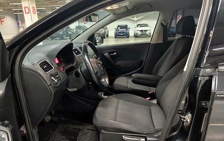 Volkswagen Polo VI (EU Market), 2013 год, 1 040 000 рублей, 20 фотография