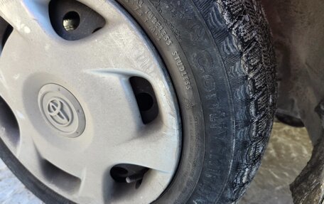 Toyota Vitz, 2002 год, 238 000 рублей, 2 фотография