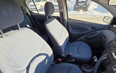 Toyota Vitz, 2002 год, 238 000 рублей, 29 фотография