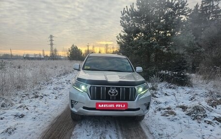 Toyota Land Cruiser Prado 150 рестайлинг 2, 2018 год, 4 750 000 рублей, 2 фотография