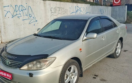Toyota Camry V40, 2003 год, 600 000 рублей, 2 фотография