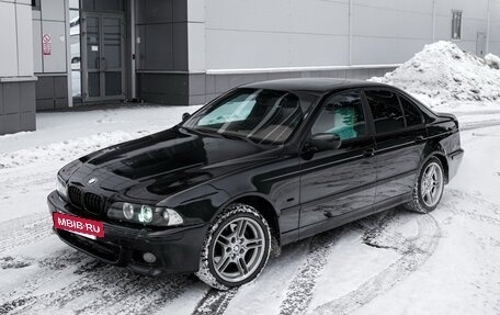 BMW 5 серия, 2001 год, 640 000 рублей, 2 фотография