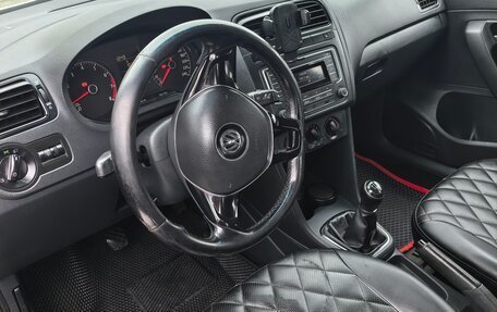 Volkswagen Polo VI (EU Market), 2017 год, 950 000 рублей, 7 фотография