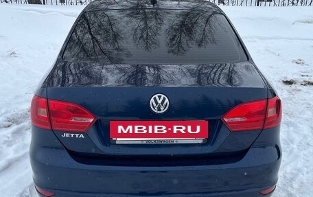 Volkswagen Jetta VI, 2011 год, 980 000 рублей, 5 фотография