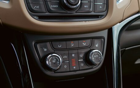 Opel Zafira C рестайлинг, 2013 год, 1 295 000 рублей, 15 фотография