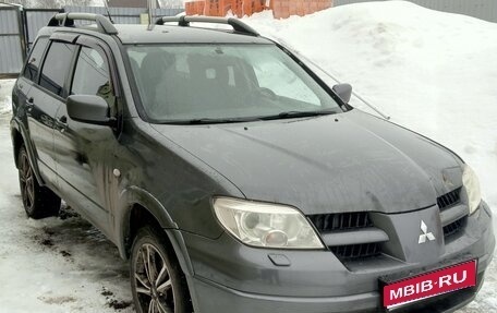 Mitsubishi Outlander III рестайлинг 3, 2006 год, 420 000 рублей, 1 фотография