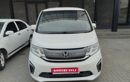 Honda Stepwgn IV, 2016 год, 1 640 000 рублей, 1 фотография