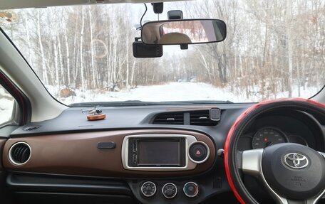 Toyota Vitz, 2013 год, 700 000 рублей, 10 фотография