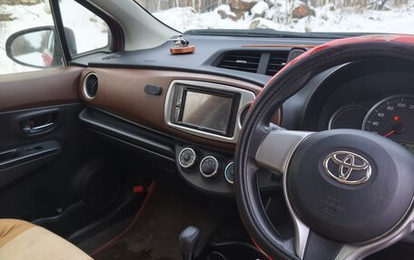 Toyota Vitz, 2013 год, 700 000 рублей, 19 фотография