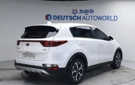 KIA Sportage IV рестайлинг, 2021 год, 2 000 000 рублей, 2 фотография