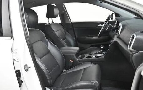 KIA Sportage IV рестайлинг, 2021 год, 2 000 000 рублей, 8 фотография