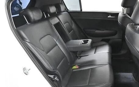 KIA Sportage IV рестайлинг, 2021 год, 2 000 000 рублей, 9 фотография