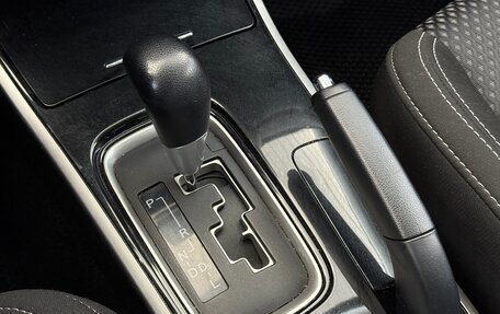 Mitsubishi Outlander III рестайлинг 3, 2019 год, 1 890 000 рублей, 14 фотография